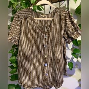 Lily white women’s button down blouse